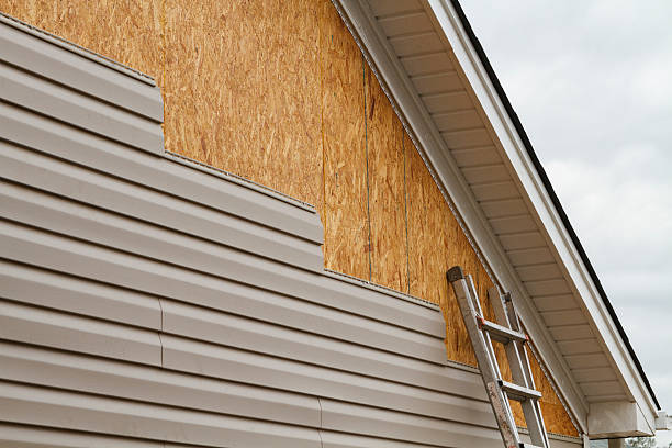 24/7 Emergency Siding Repair experts in Triangle, VA